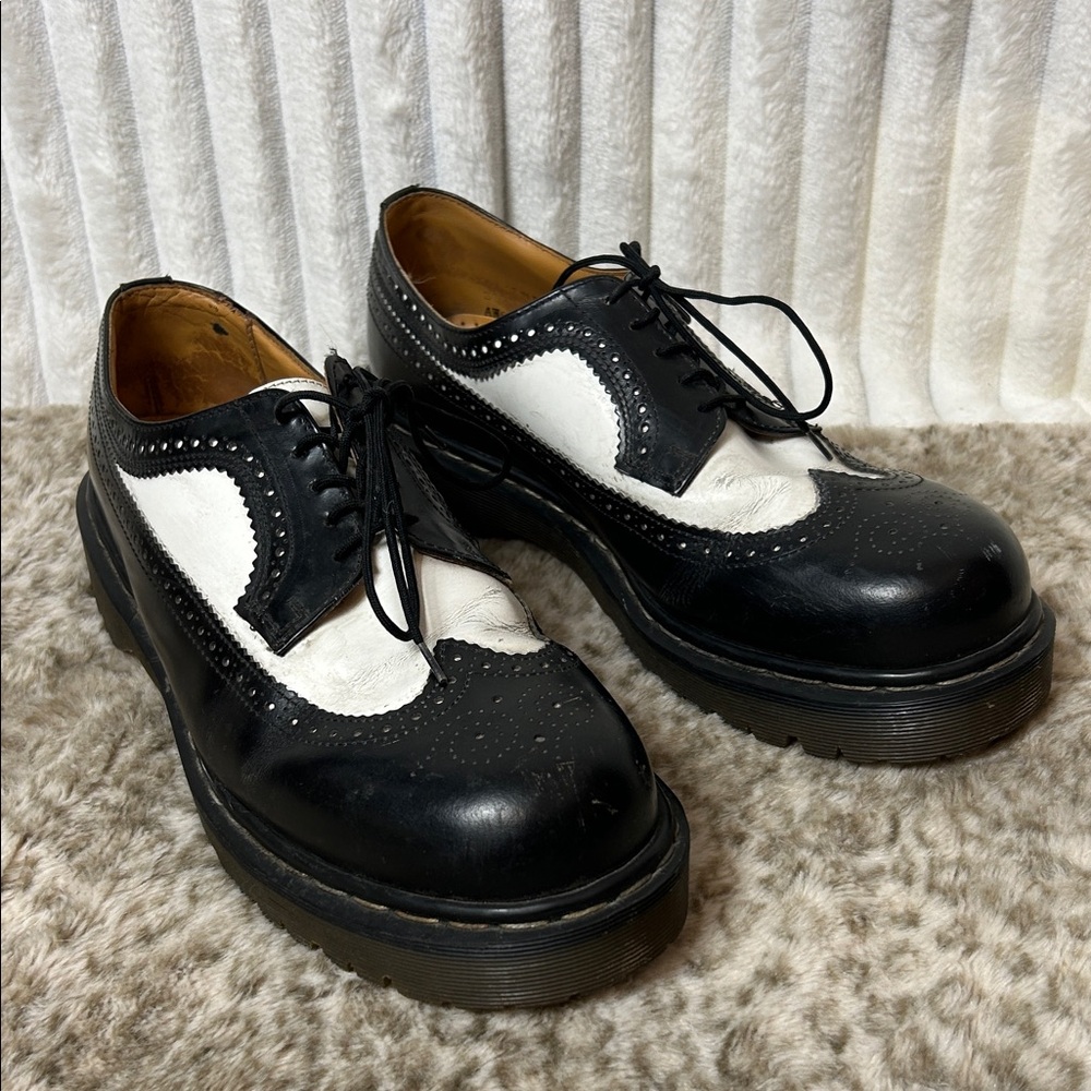 Vintage DR. MARTENS black white Wingtip Men's platform, dress shoes sz 12 retro